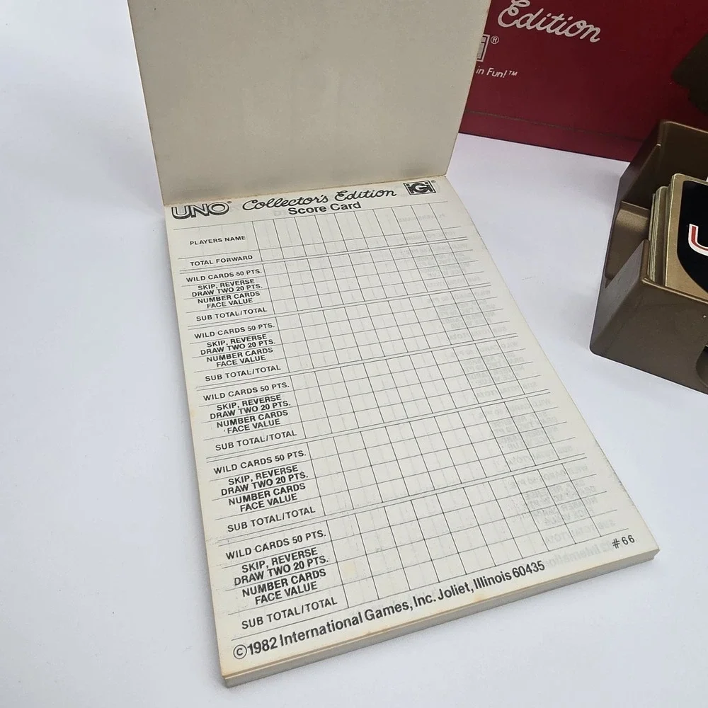 VTG 1982 UNO Collector's Edition‎ Red Briefcase Case IGI Complete New Score Card